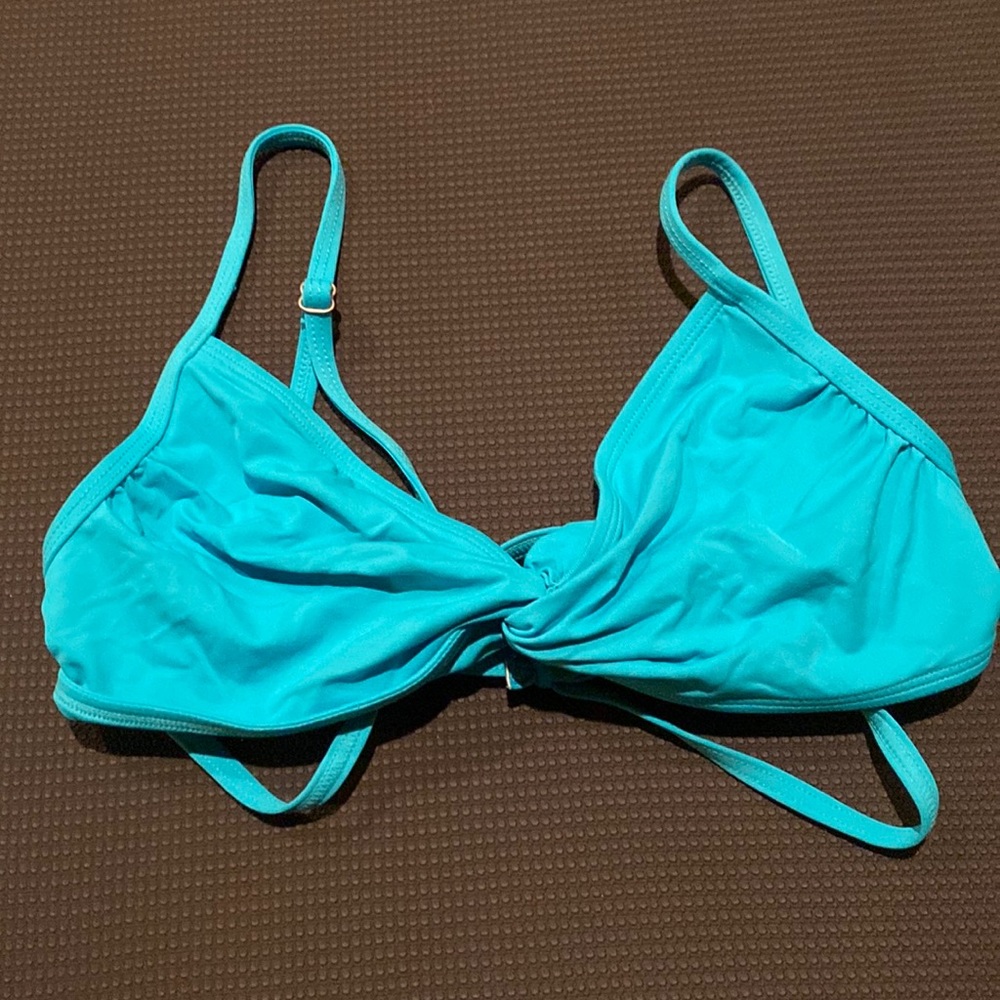 Athleta twist swim top